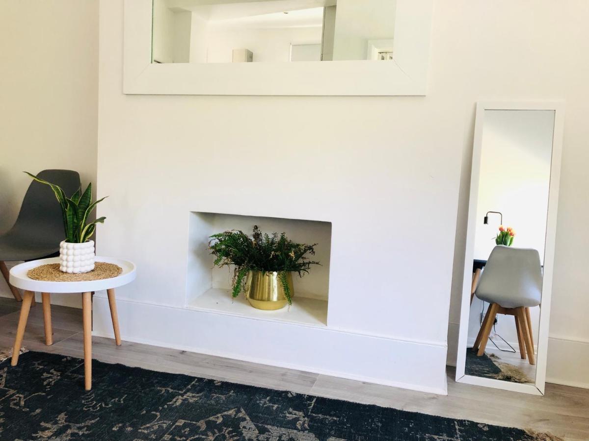 Bright Chiswick Apartment - Great Location London Exterior foto